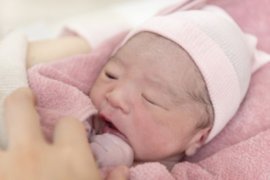 **面膜改变鼻子毛孔粗大发红