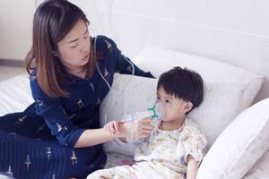 圆脸适合长发还是短发