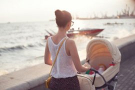 剖腹产后孕妇能侧躺吗