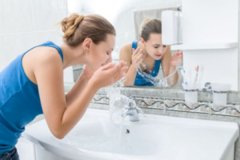 来益牌辅酶Q10天然维生素E软胶囊怎么吃