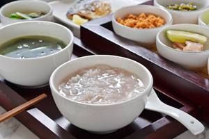 吃东西噎住了怎么解决