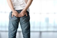 鼻子痒打喷嚏是什么情况（鼻子很痒打喷嚏怎么回事）